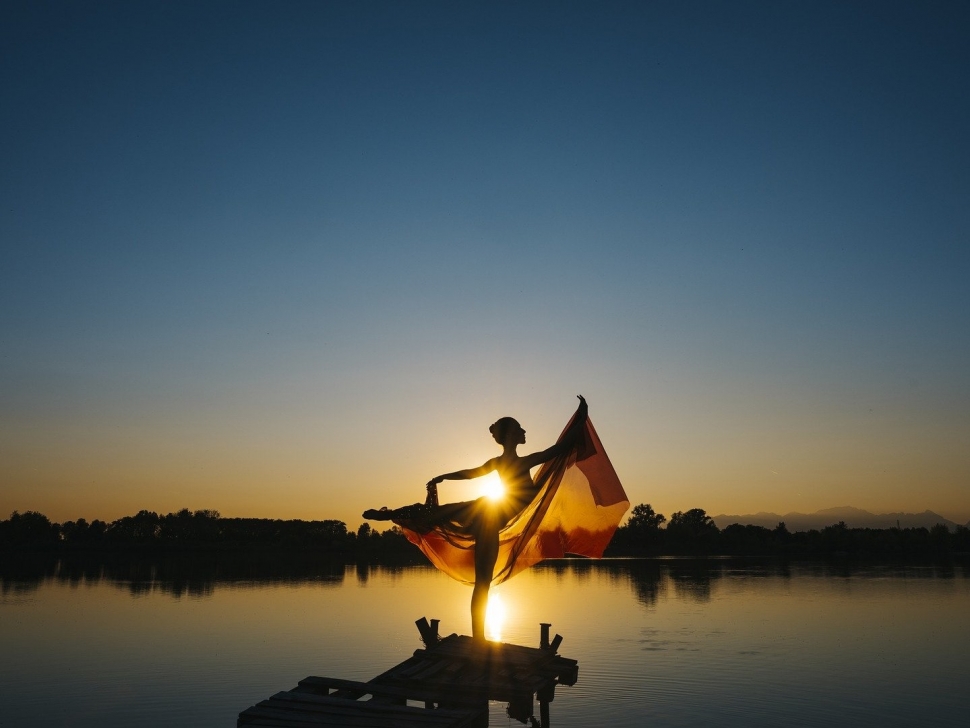 ballerina sul lago